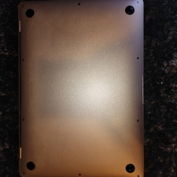 2018 MacBook Air - Picture 4 of 5